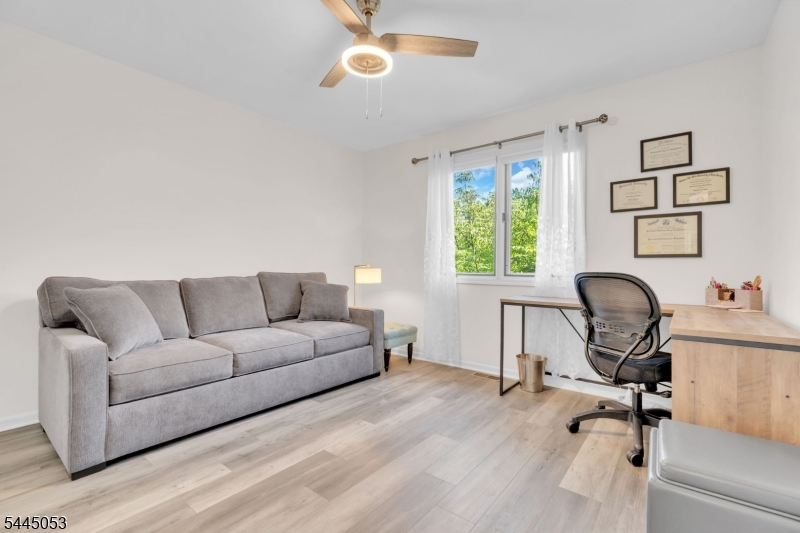 66 Bond Street Bridgewater, NJ 08807 - Photo 29 of 47