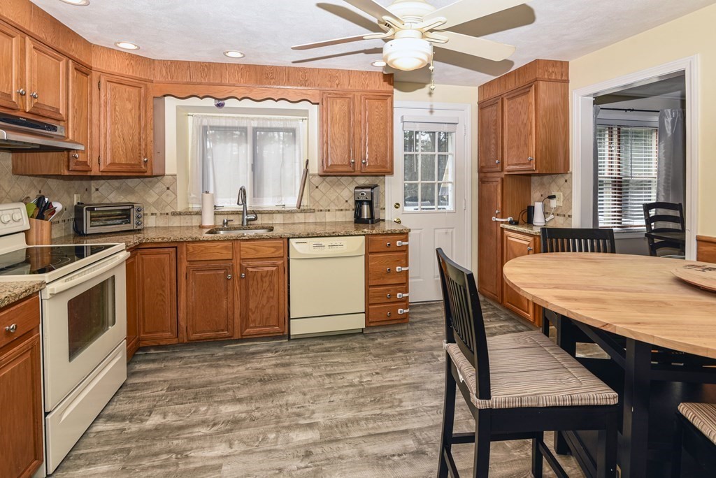 4 Cook Road Foxboro, MA 02035 - Photo 14 of 35 Gallery Image 14
