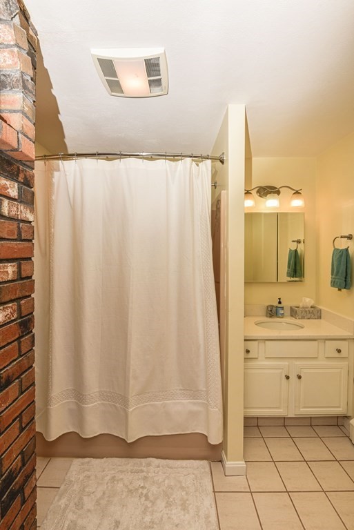 4 Cook Road Foxboro, MA 02035 - Photo 20 of 35 Gallery Image 20