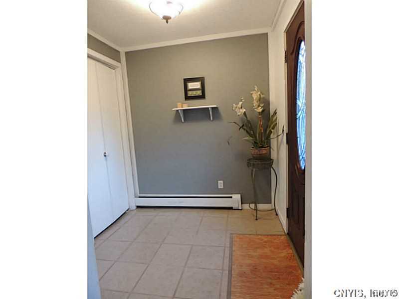 7409 Oak Post Road Liverpool, NY 13088 - Photo 12 of 25 Gallery Image 12