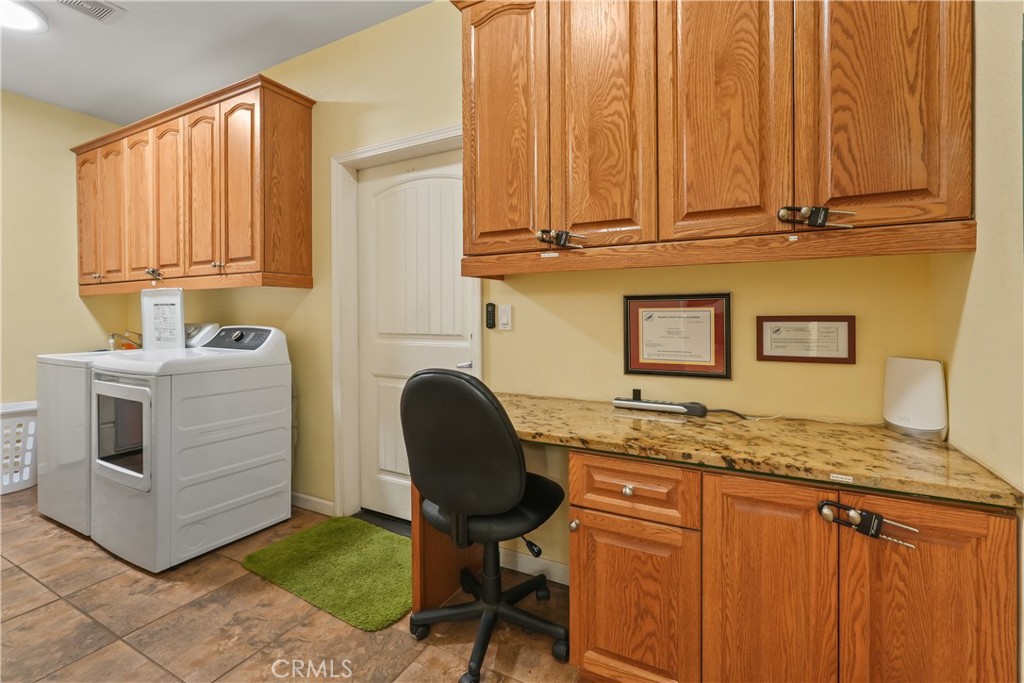 39367 Pine Ridge Road Oakhurst, CA 93644 - Photo 14 of 45
