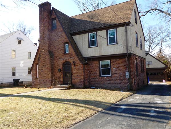 66 Rencelau Street Springfield, MA 01118 - Photo 1 of 28