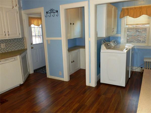 66 Rencelau Street Springfield, MA 01118 - Photo 12 of 28