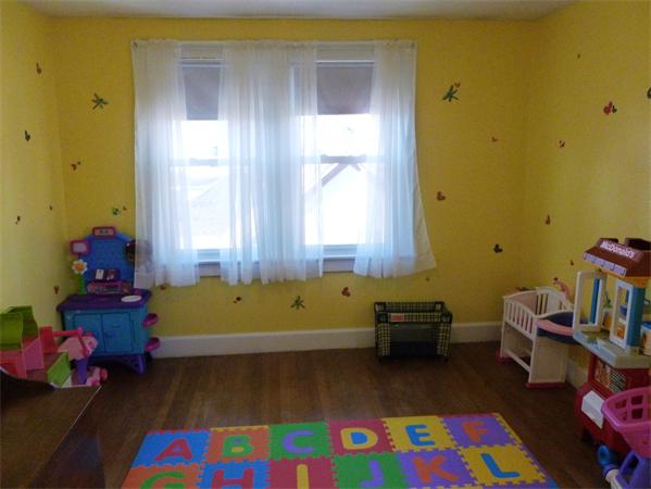 66 Rencelau Street Springfield, MA 01118 - Photo 20 of 28