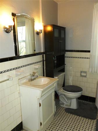 66 Rencelau Street Springfield, MA 01118 - Photo 22 of 28