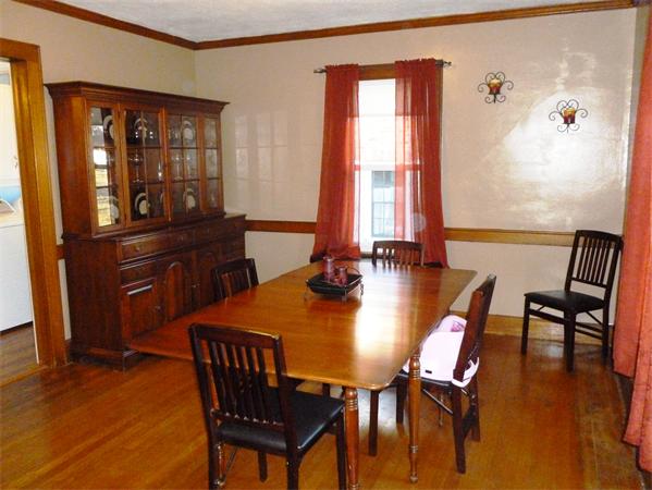 66 Rencelau Street Springfield, MA 01118 - Photo 7 of 28