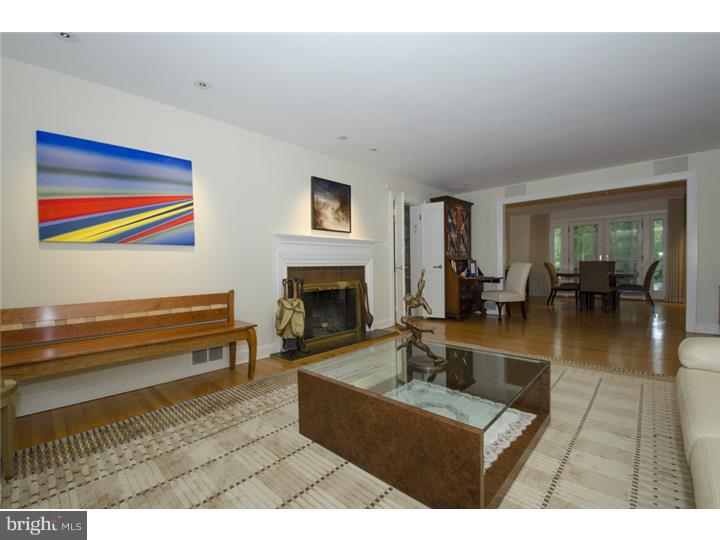 470 Clothier Road Wynnewood, PA 19096 - Photo 5 of 25 Living Room