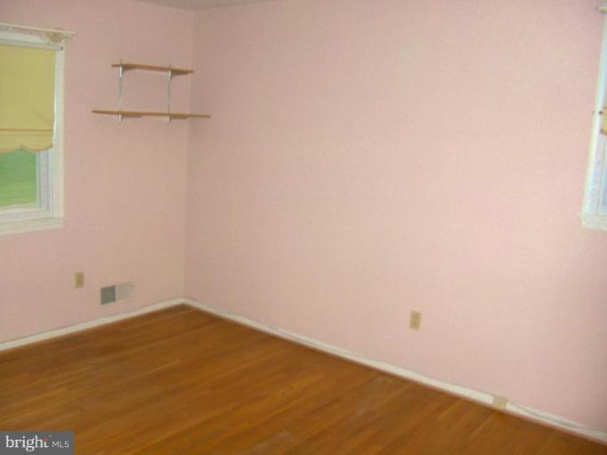 3144 Castleleigh Road Silver Spring, MD 20904 - Photo 13 of 22 Bedroom #3