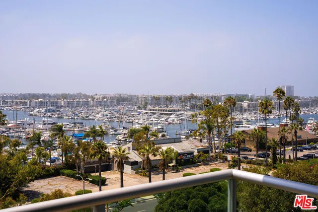 $7,695 | 13700 Marina Pointe Drive, Unit 704, Marina del Rey, CA 90292