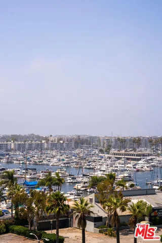 $7,695 | 13700 Marina Pointe Drive, Unit 704, Marina del Rey, CA 90292