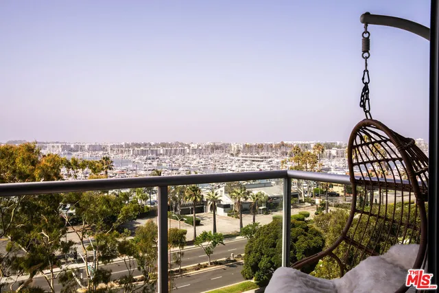 $7,695 | 13700 Marina Pointe Drive, Unit 704, Marina del Rey, CA 90292