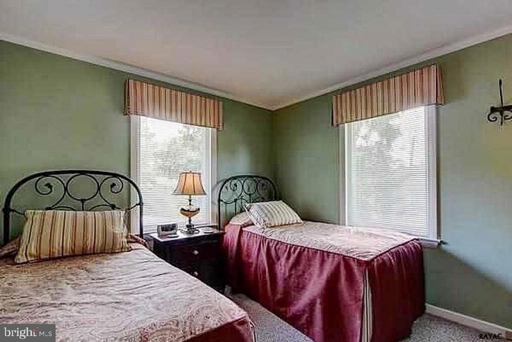 532 Greendale Road York, PA 17403 - Photo 16 of 27 Gallery Image 16