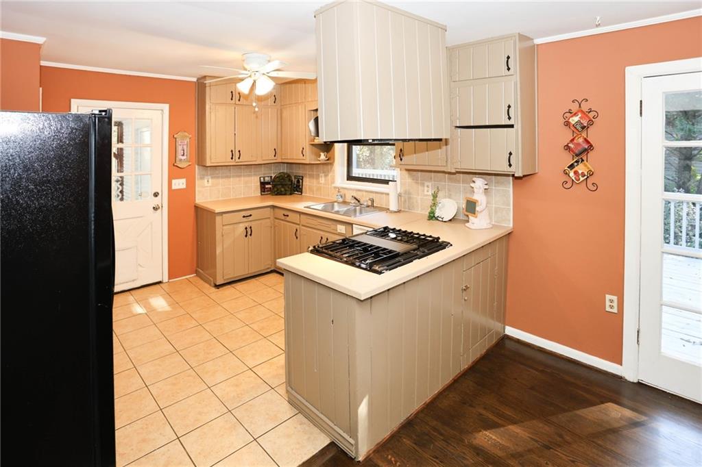 5243 Cloud Street Stone Mountain, GA 30083 - Photo 8 of 33