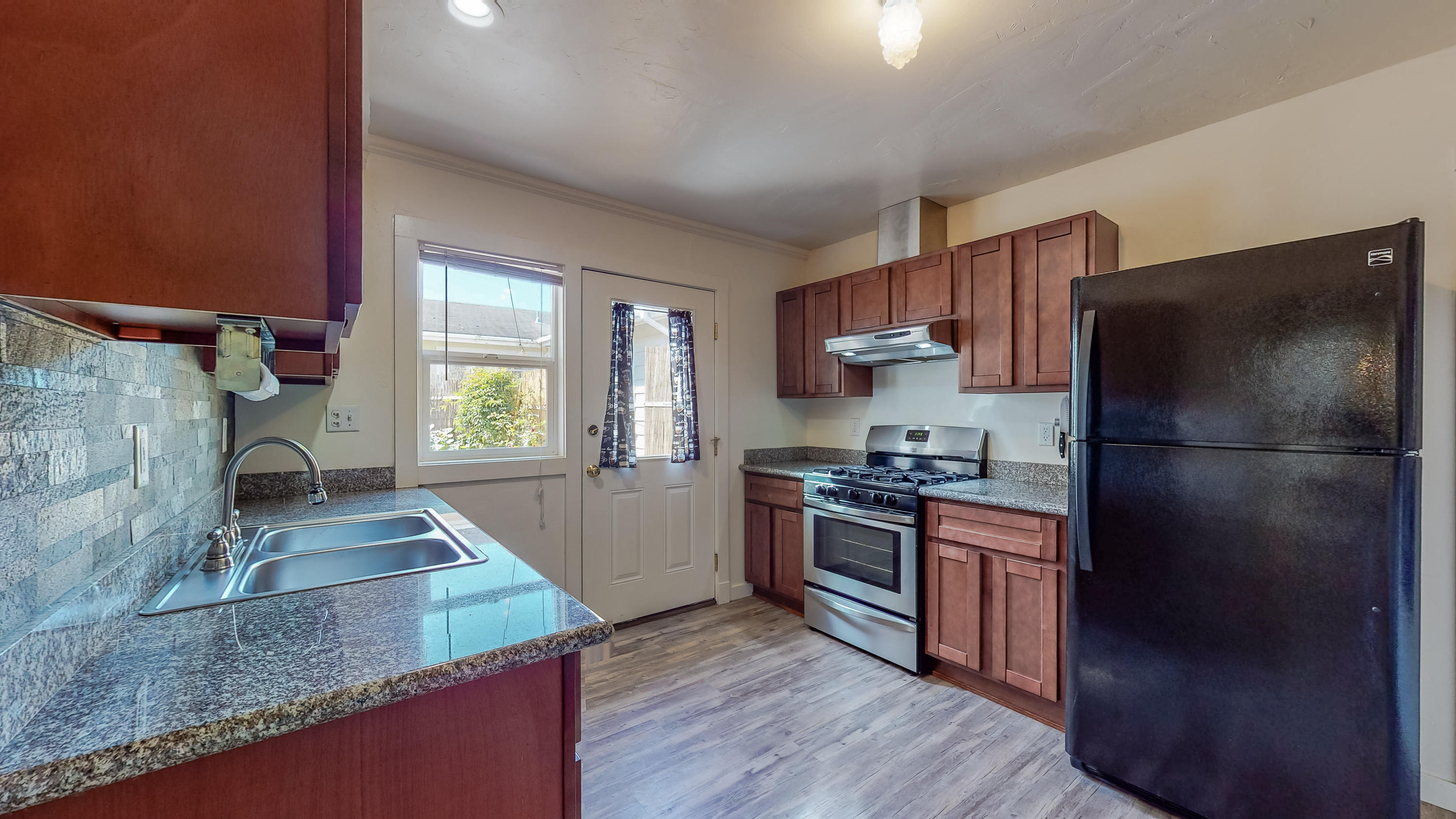 293 G Street Arcata, CA 95521 - Photo 18 of 91
