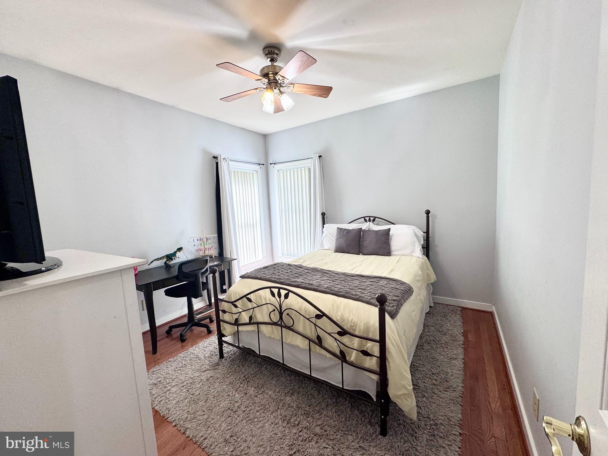 4952 Lansdowne Road Fredericksburg, VA 22408 - Photo 18 of 32 Bedroom 3