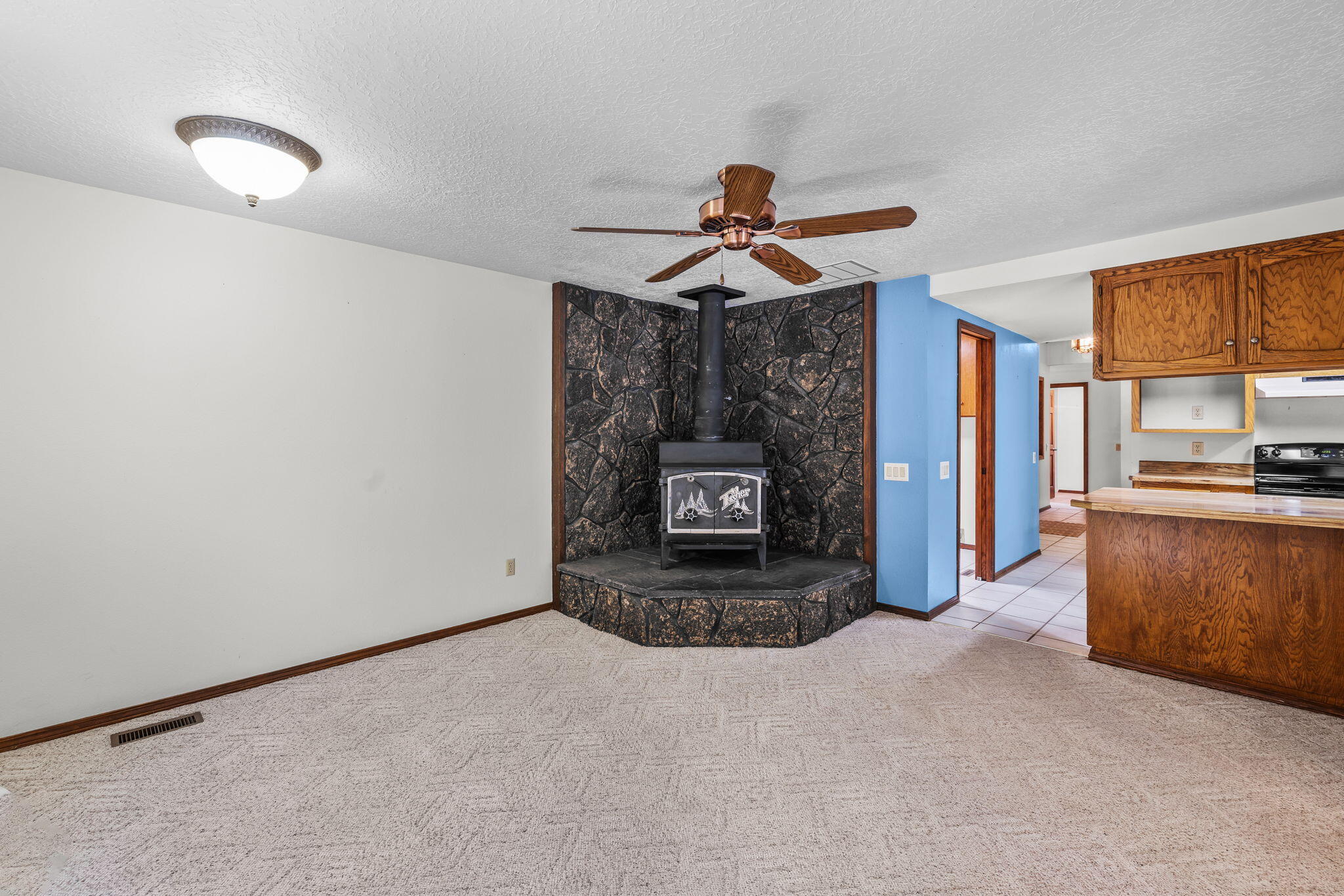 60594 Springtree Court Bend, OR 97702 - Photo 24 of 41 60594 Springtree Ct