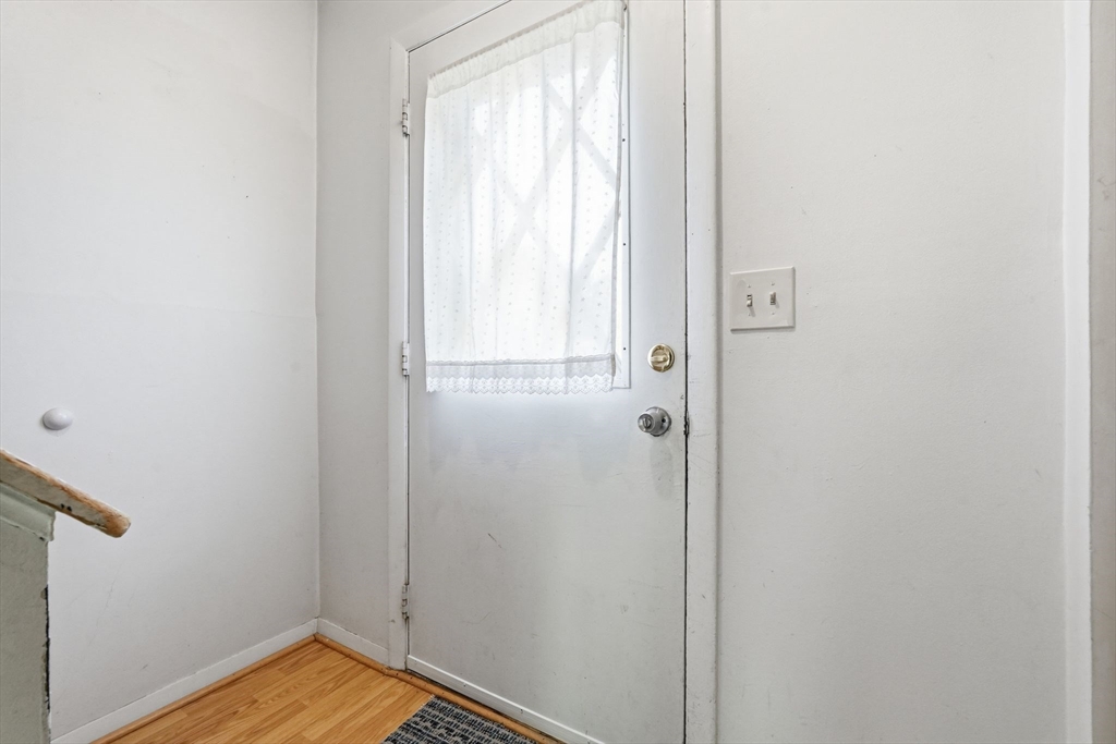 170 East Hadley Road, Unit 120 Amherst, MA 01002 - Photo 5 of 33