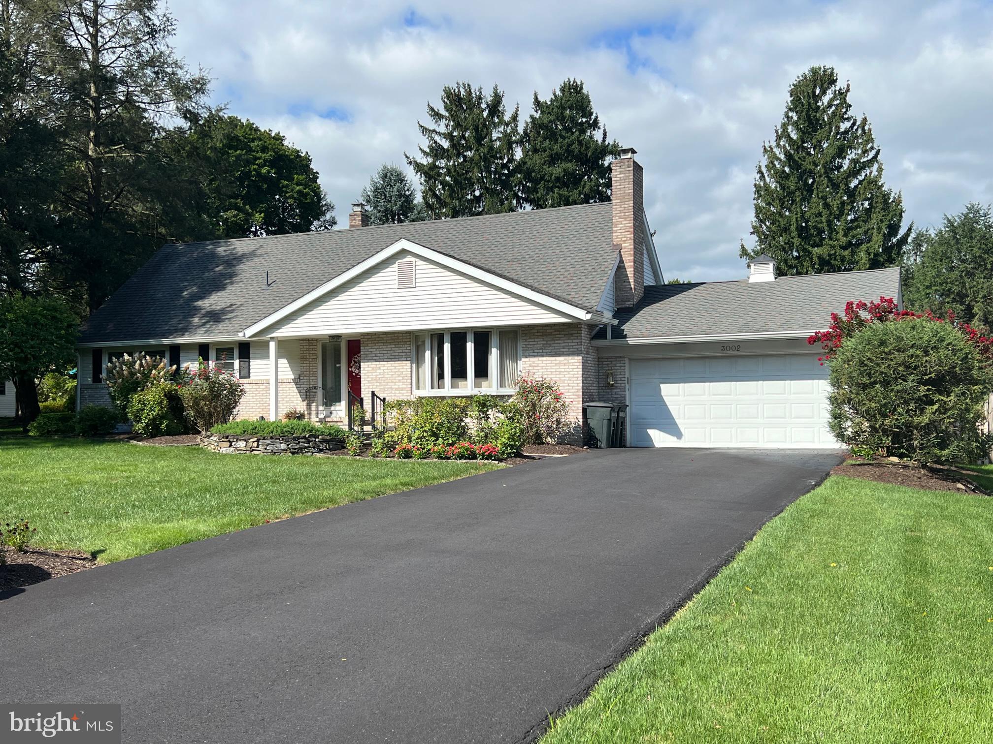 3002 Elm Road Reading, PA 19605 - Photo 2 of 40 Gallery Image 2