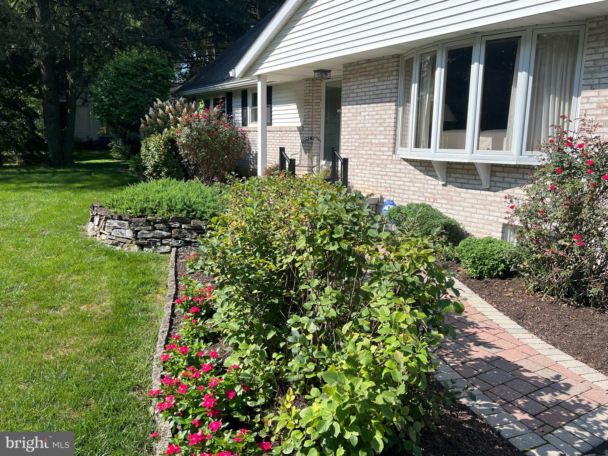 3002 Elm Road Reading, PA 19605 - Photo 3 of 40 Gallery Image 3