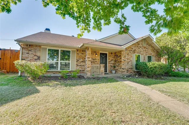 $319,000 | 9114 Denver Street, Rowlett, TX 75088