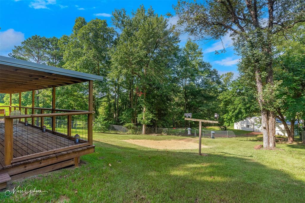113 Breezy Road Gibsland, LA 71028 - Photo 15 of 30