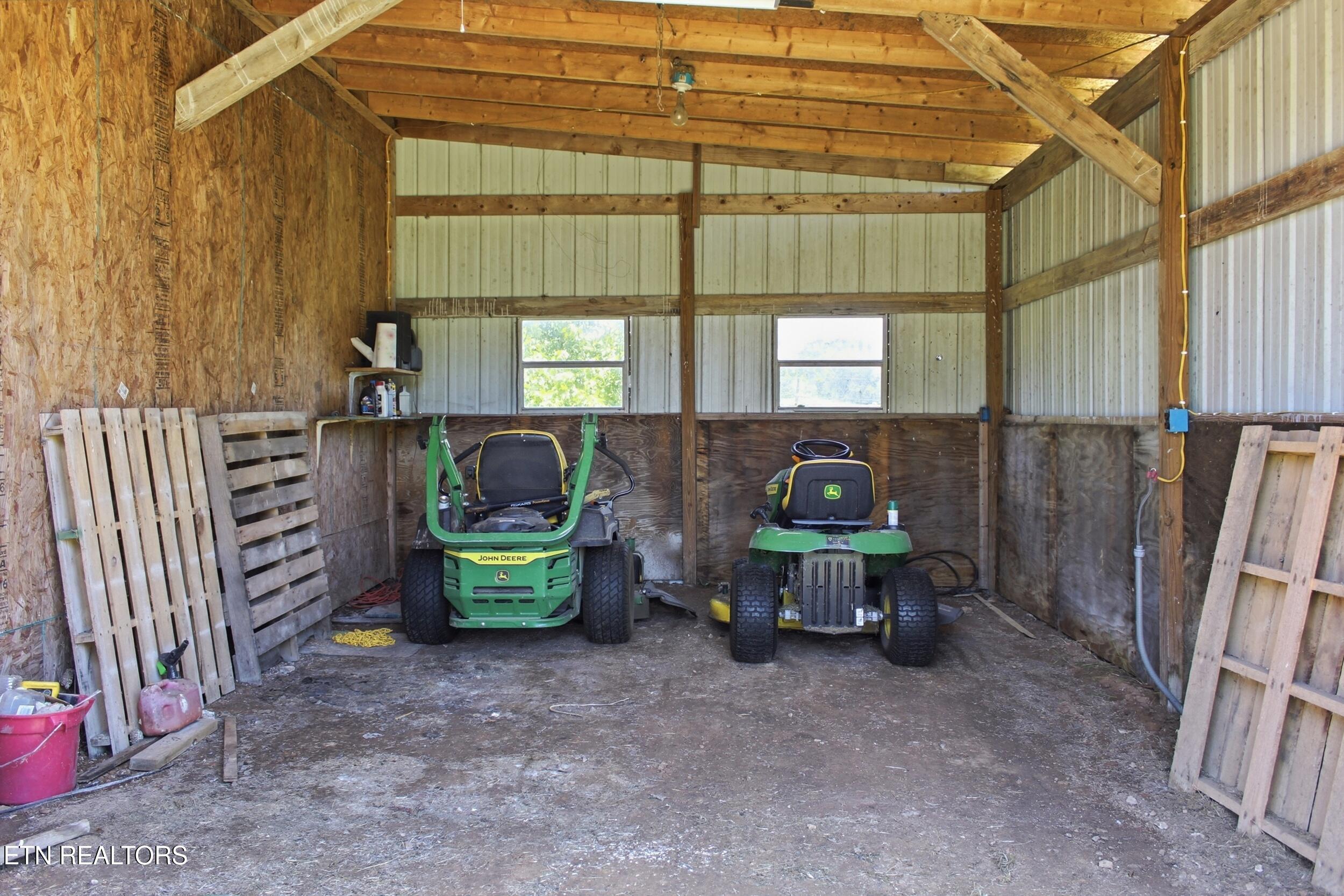3300 Doyle Frazier Road Morrison, TN 37357 - Photo 22 of 45 INTERIOR OF LEAN ON