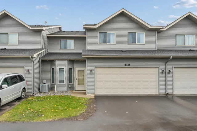 $235,000 | 632 2nd Street Northwest, New Prague, MN 56071