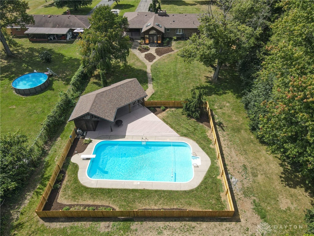 8470 Crossley Road Springboro, OH 45066 - Photo 3 of 46 Gallery Image 3
