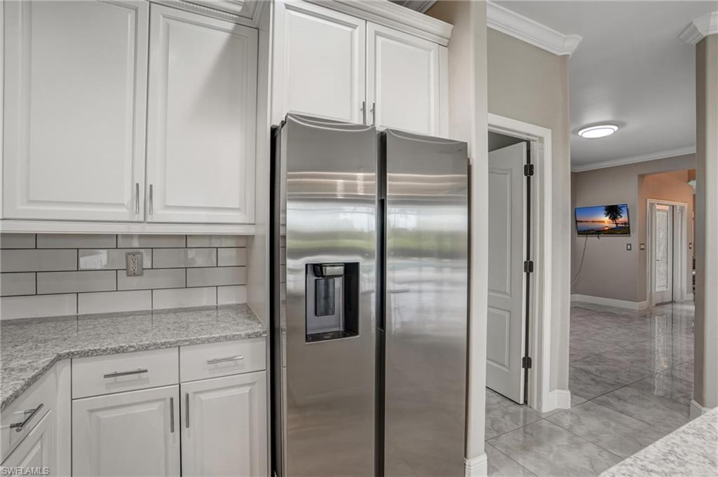 4582 Fairloop Run Lehigh Acres, FL 33973 - Photo 8 of 50 Gallery Image 8