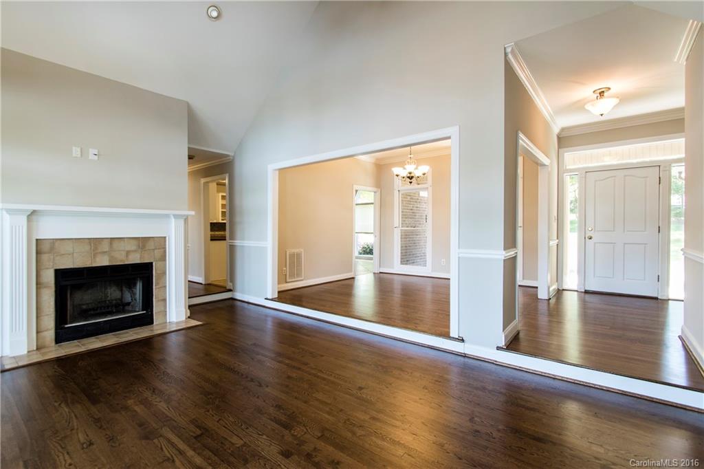7747 Rabbit Circle Denver, NC 28037 - Photo 7 of 24 Gallery Image 7