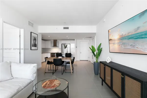 $3,990 | Media Art Entertainment District, Miami, FL 33132