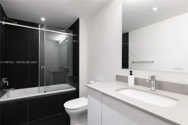 $3,990 | Media Art Entertainment District, Miami, FL 33132