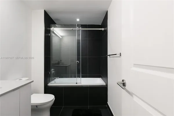 $3,990 | Media Art Entertainment District, Miami, FL 33132