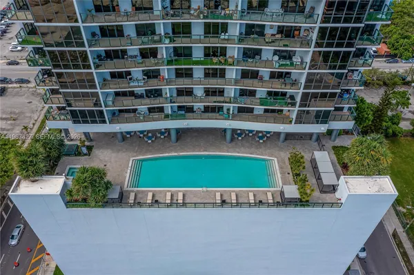 $3,990 | Media Art Entertainment District, Miami, FL 33132