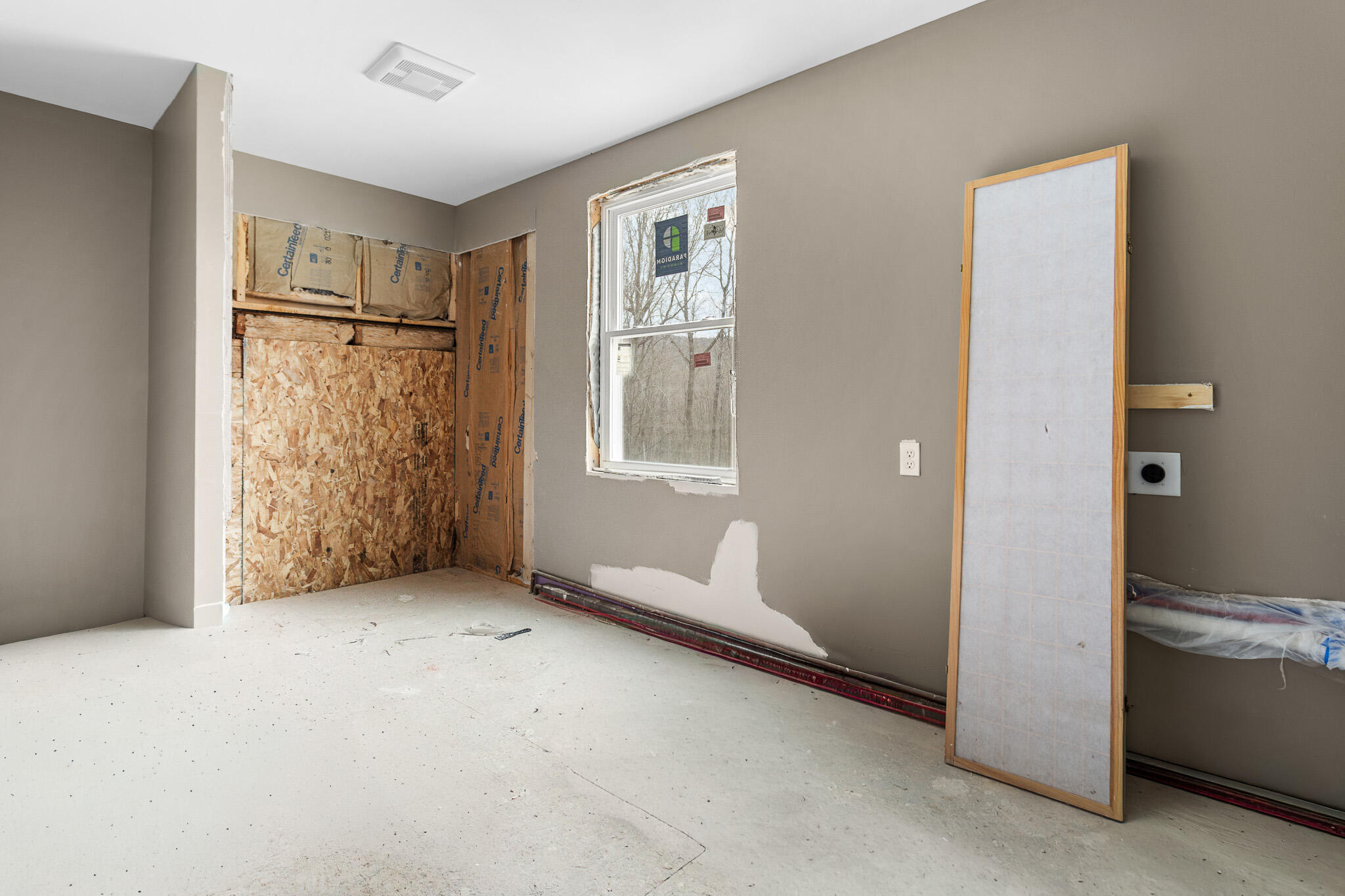 866 South Strong Road Strong, ME 04983 - Photo 21 of 30 interior-20
