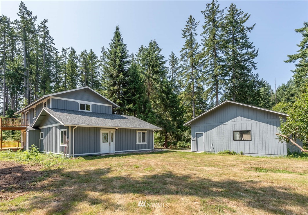 12412 Southwest Cove Road Vashon, WA 98070 - Photo 3 of 23 Gallery Image 3