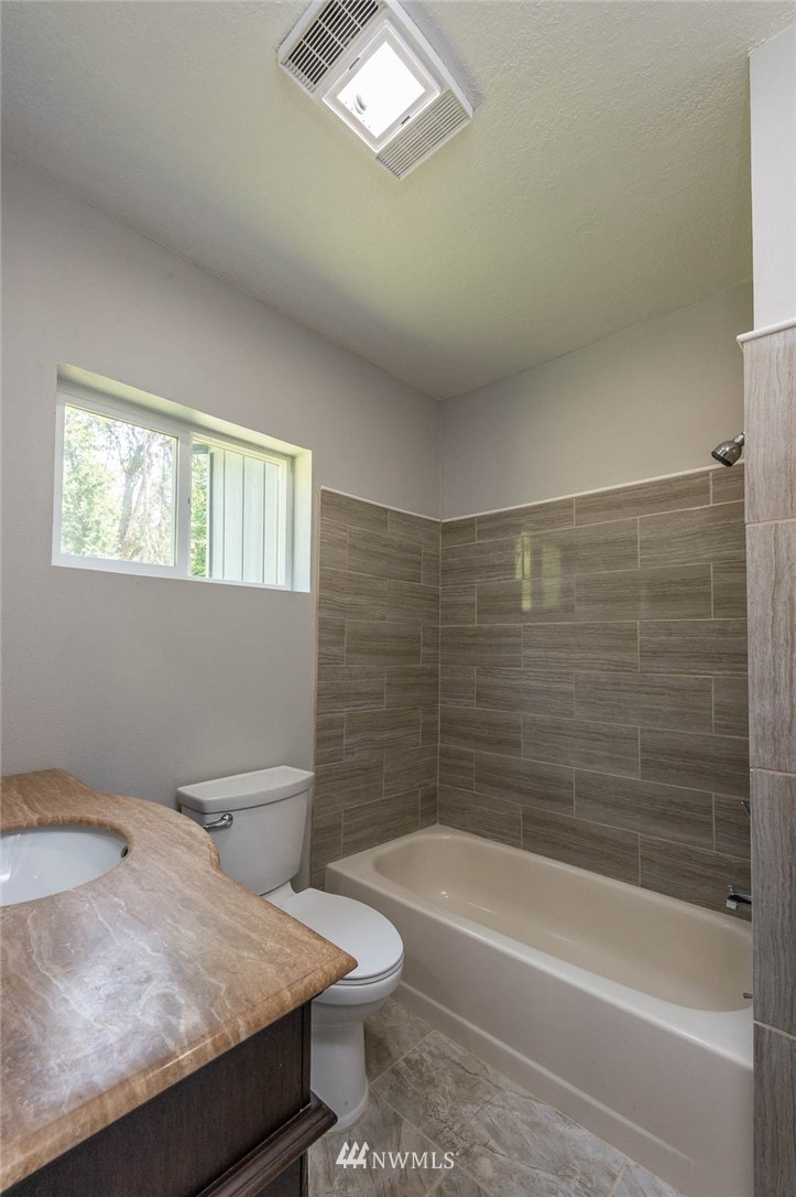 12412 Southwest Cove Road Vashon, WA 98070 - Photo 23 of 23 Gallery Image 23