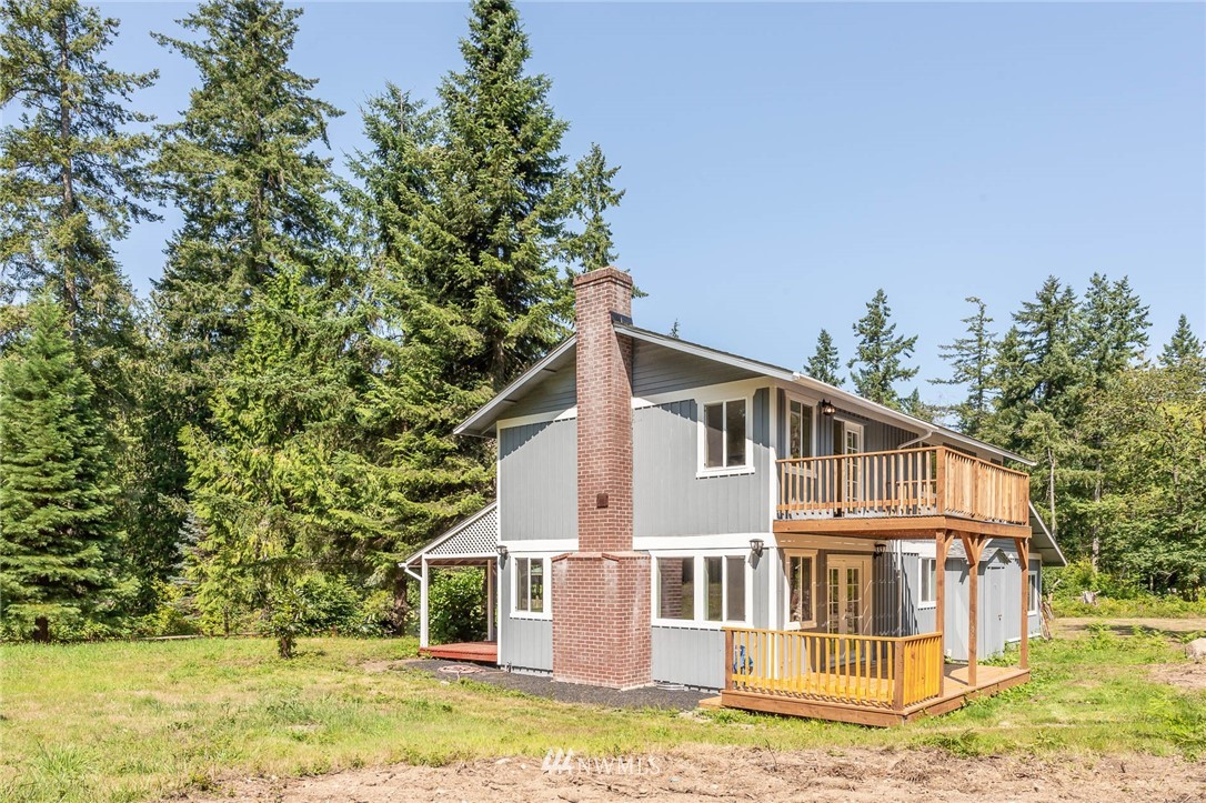 12412 Southwest Cove Road Vashon, WA 98070 - Photo 6 of 23 Gallery Image 6
