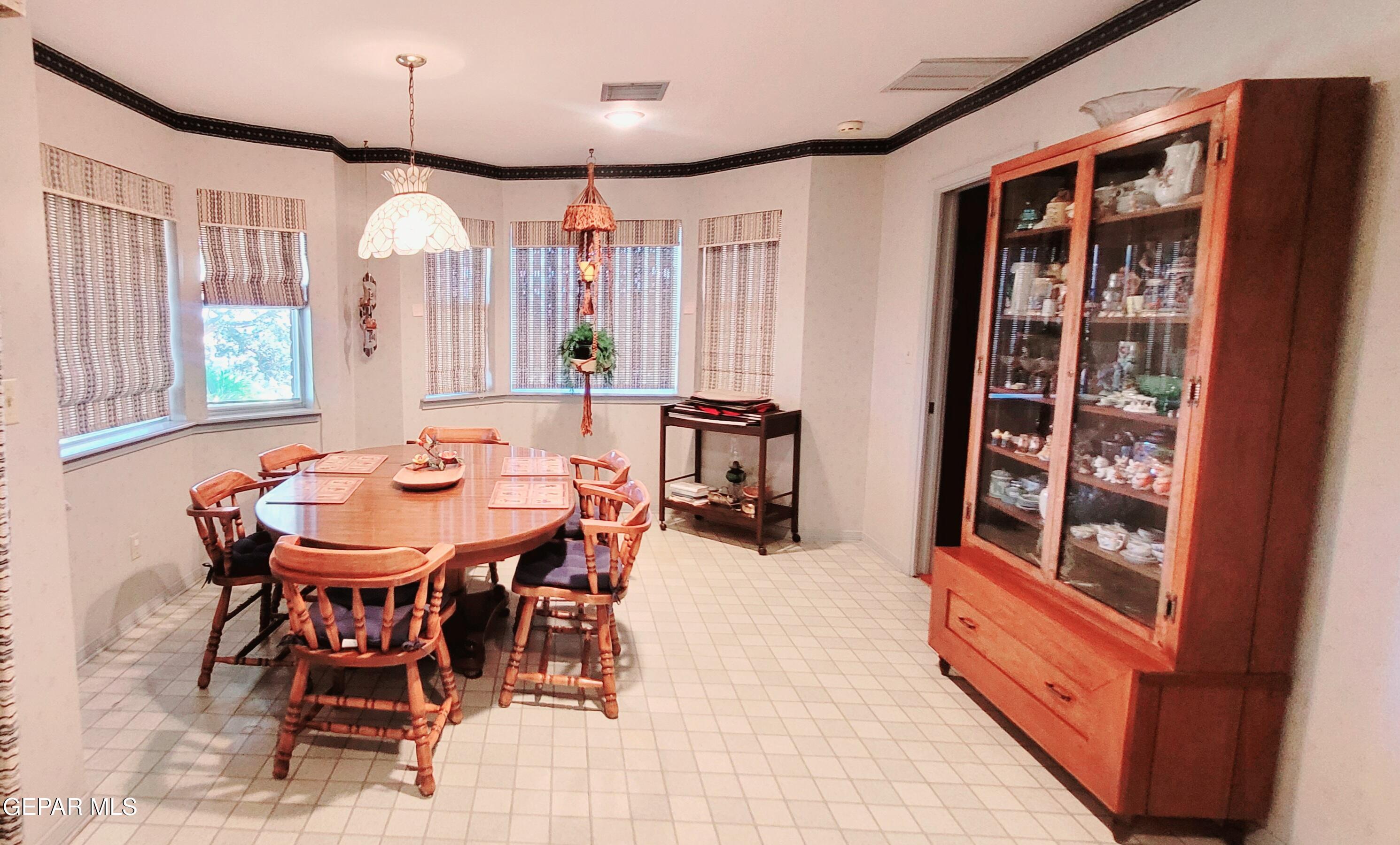 3104 Stone Edge Road El Paso, TX 79904 - Photo 13 of 46 Breakfast Room 2