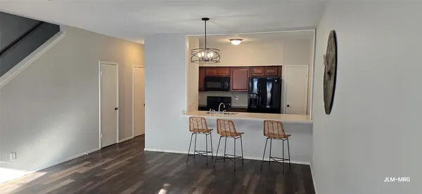 $1,600 | 17471 Red Oak Drive, Unit 17471, Houston, TX 77090