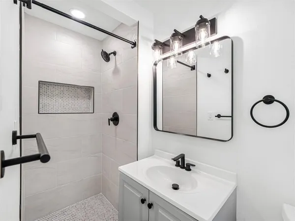 $2,300 | 454 Oak Drive Southeast, Atlanta, GA 30354