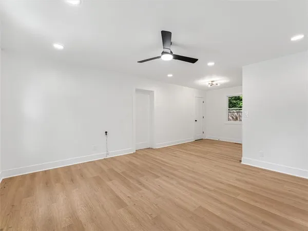 $2,300 | 454 Oak Drive Southeast, Atlanta, GA 30354