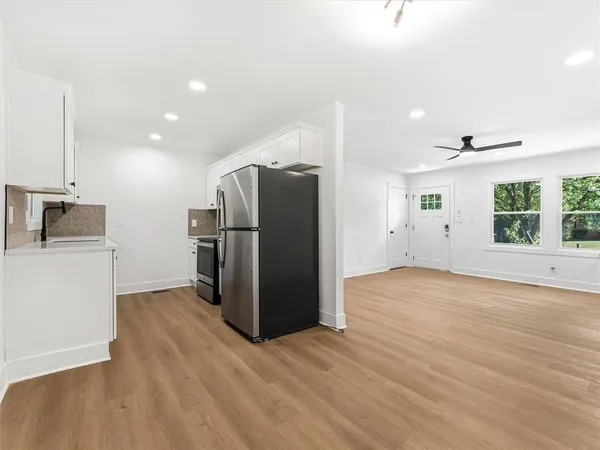 $2,300 | 454 Oak Drive Southeast, Atlanta, GA 30354