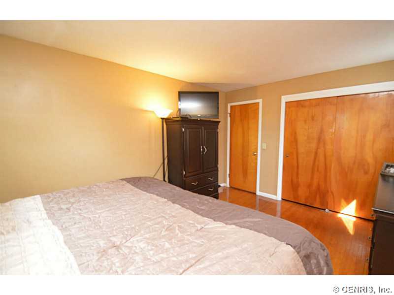 276 Lyceum Street Rochester, NY 14609 - Photo 16 of 25 Bedroom.