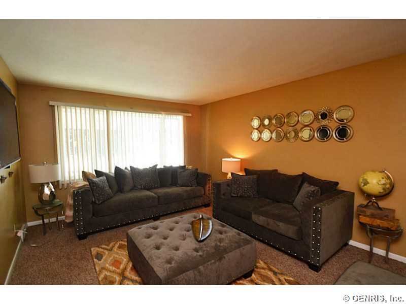 276 Lyceum Street Rochester, NY 14609 - Photo 6 of 25 Living Room.