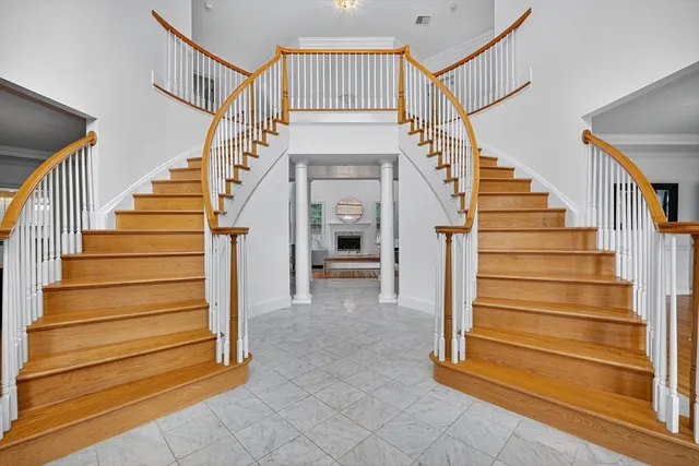 a view of entryway and hall