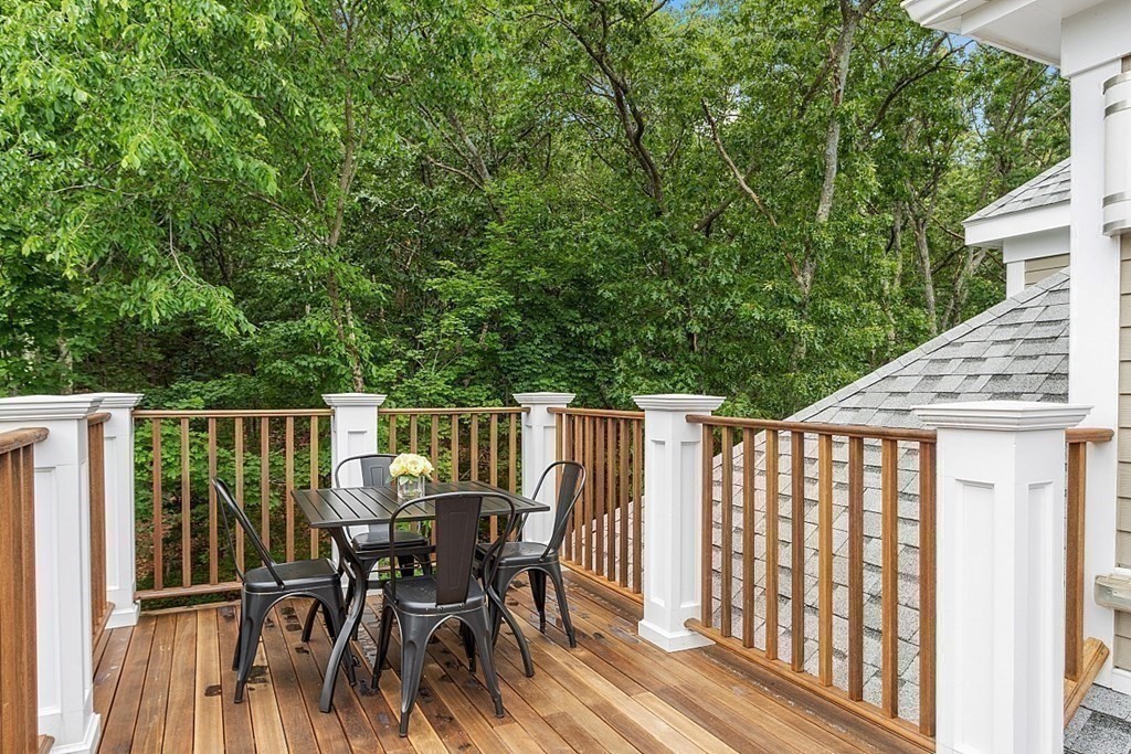 19 Clelland Road Lexington, MA 02421 - Photo 37 of 42 Gallery Image 37