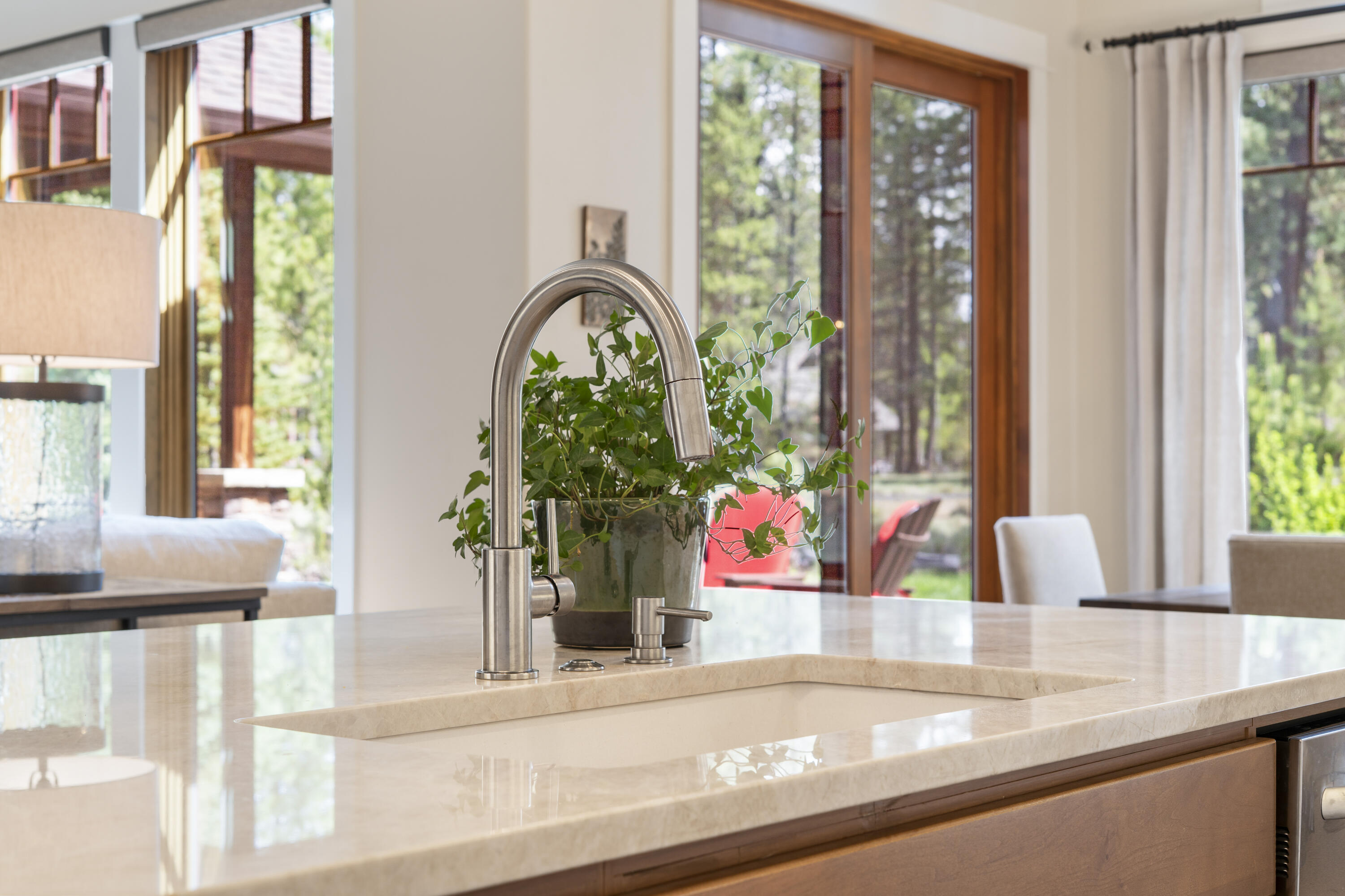 56155 Sable Rock Loop, Unit 277 Bend, OR 97707 - Photo 18 of 63 Kitchen