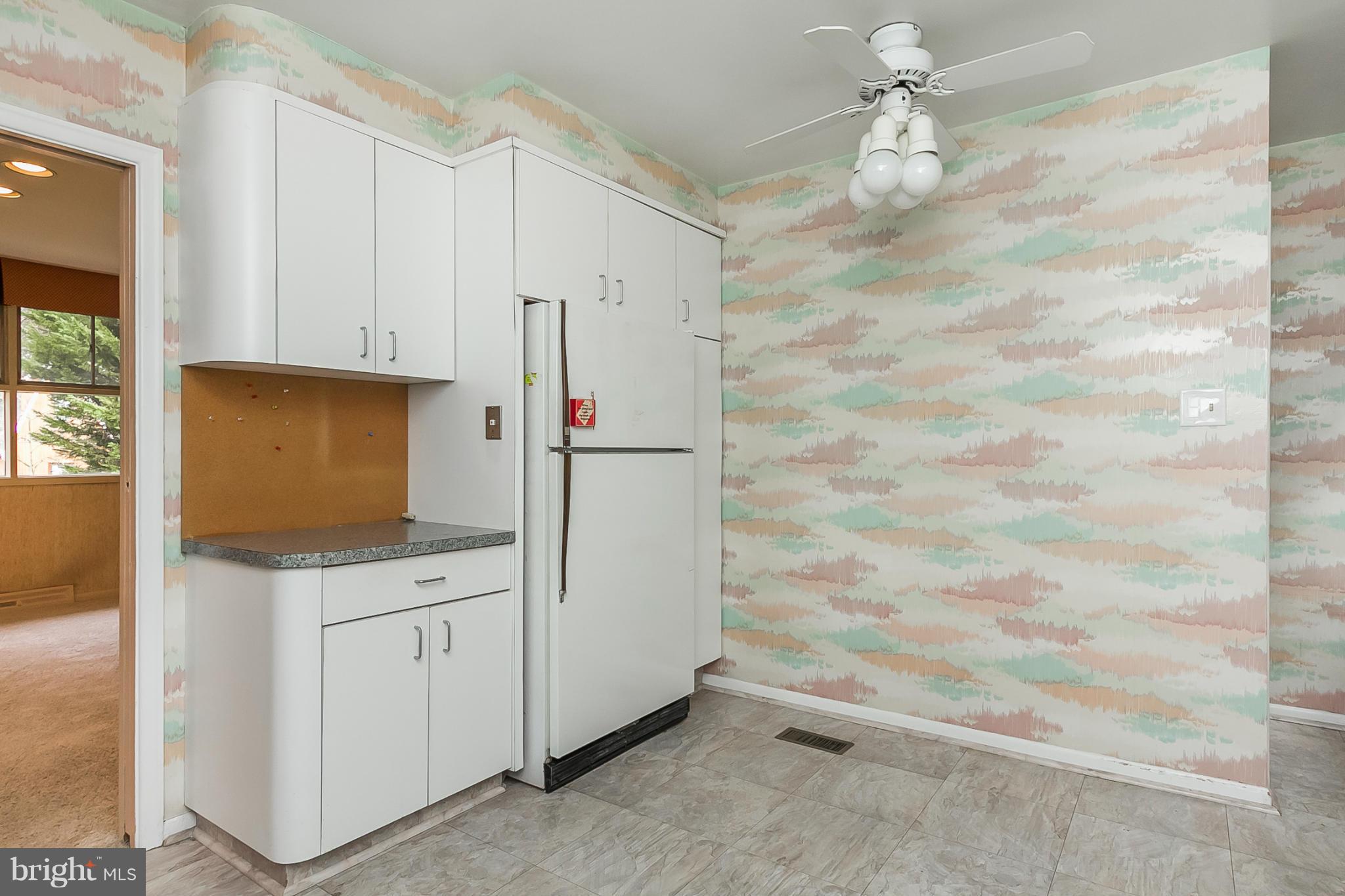 2216 Arden Road Baltimore, MD 21209 - Photo 11 of 28 Kitchen