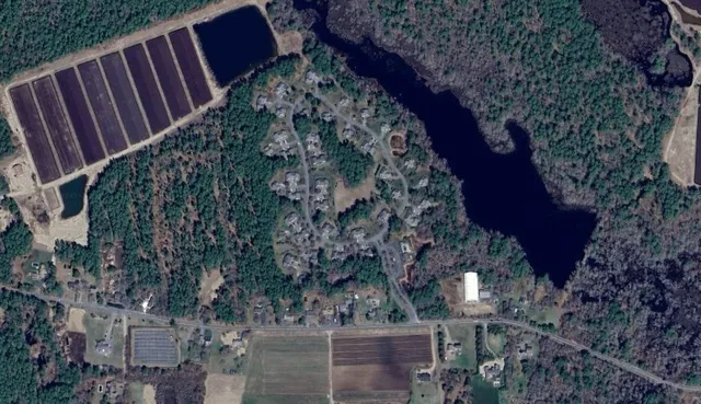 $565,000 | 57 Hathaway Pond Circle, Unit 57, Rochester, MA 02770